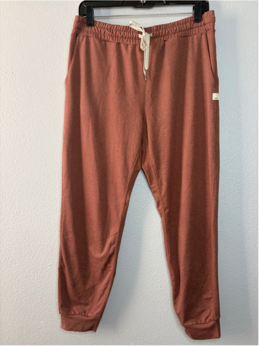 VUORI Performance Jogger - Picture 4 of 4